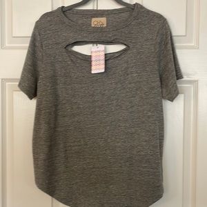 Chaser from Evereve gray tee with slit in top